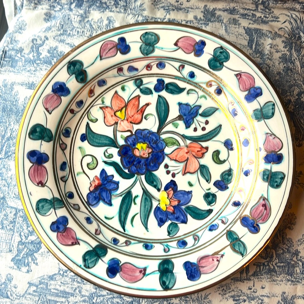 100% handmade Giannis Rhodes wall plate  beautful floral  LARGE 12 1/2 “